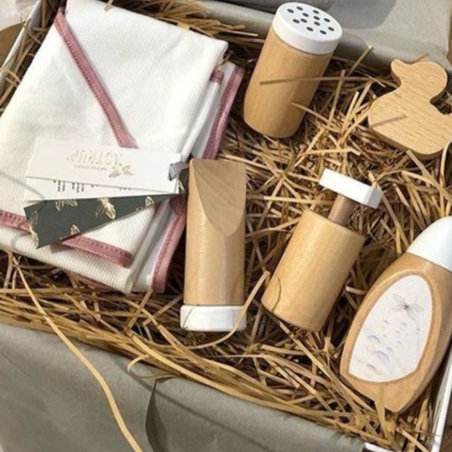 Set soins &amp; bain - Jeu en bois pour poupée